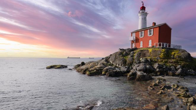 fisgard lighthouse sunset