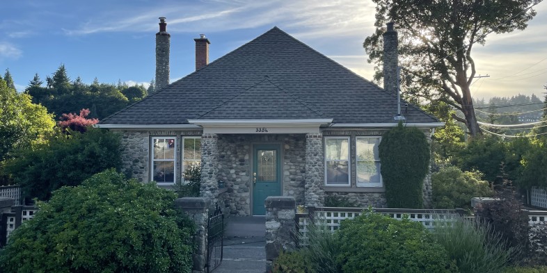old stone house on wishart road in Colwood