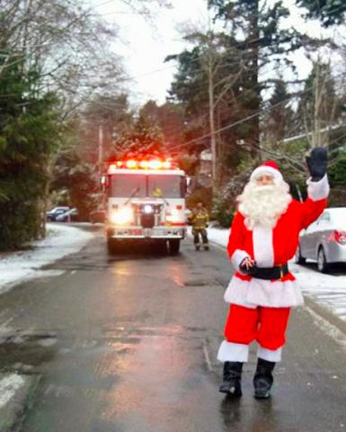 santa and fire truck